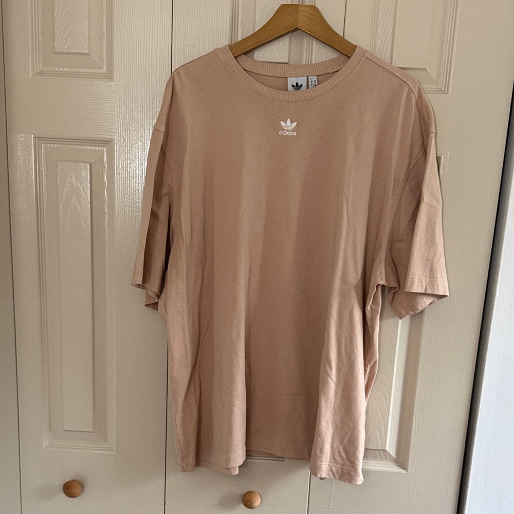 Adidas Men's tan Short Sleeve Tee